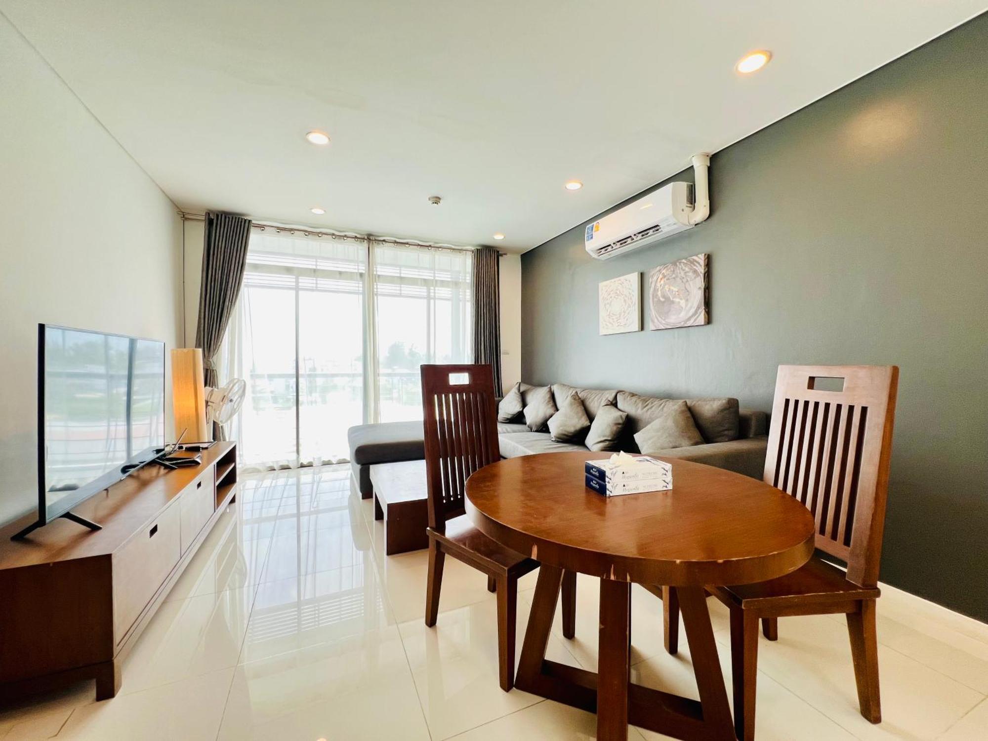Apartment Regent Penthouse D-502