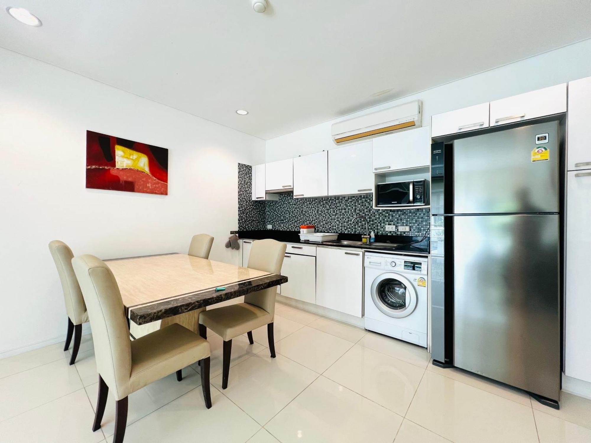 Regent Penthouse D-502 Strand Kamala
